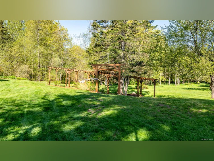 6077 Todd Road, Courtenay, BC, V9J 1P4 - 57