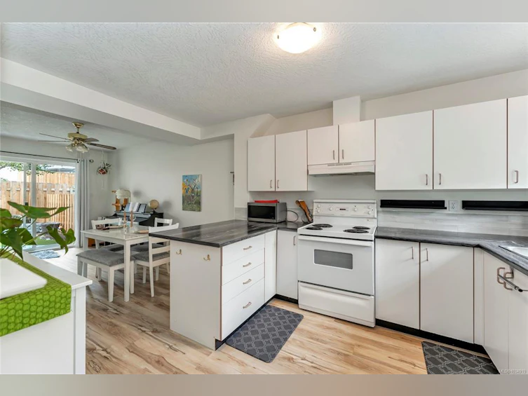 7-3242 Cowichan Lake Road, Duncan, BC, V9L 4B9 - 5