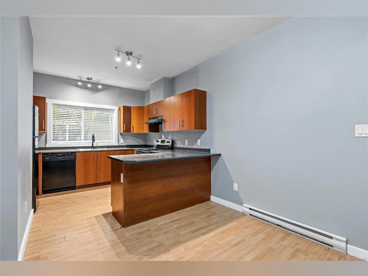 102-582 Rosehill Street, Nanaimo, BC, V9S 1H6 - 14