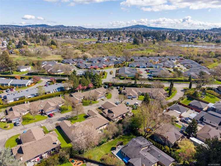 20-4120 Interurban Road, Saanich, BC, V8Z 6W7 - 52