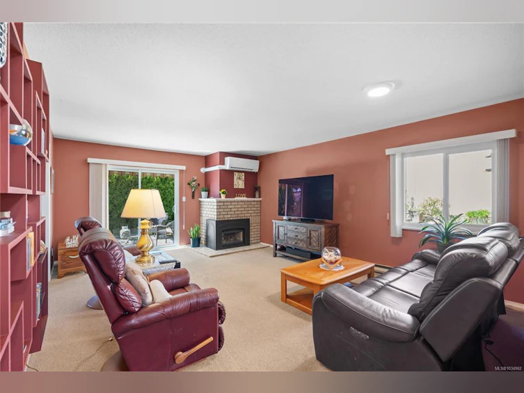 20-4120 Interurban Road, Saanich, BC, V8Z 6W7 - 5