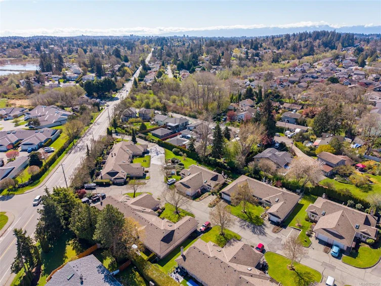 20-4120 Interurban Road, Saanich, BC, V8Z 6W7 - 49