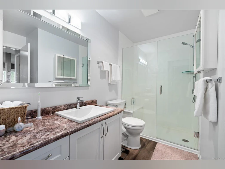 20-4120 Interurban Road, Saanich, BC, V8Z 6W7 - 24