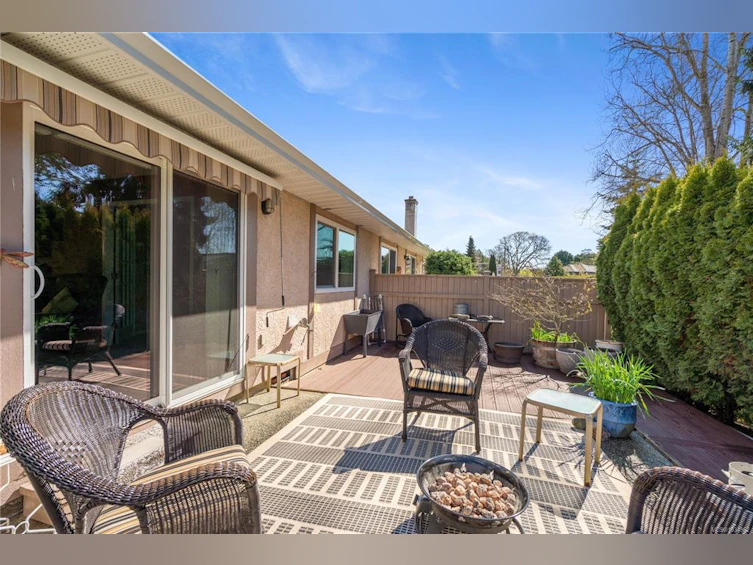 20-4120 Interurban Road, Saanich, BC, V8Z 6W7 - 3