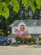 3 1320 Creekside Way