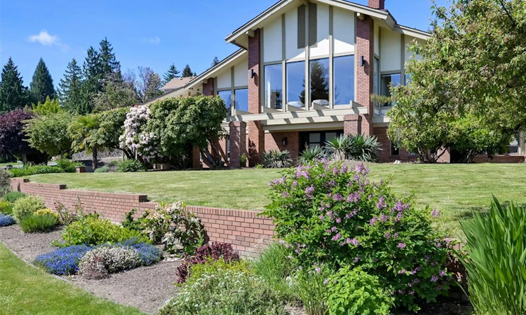 8798 Forest Park Drive