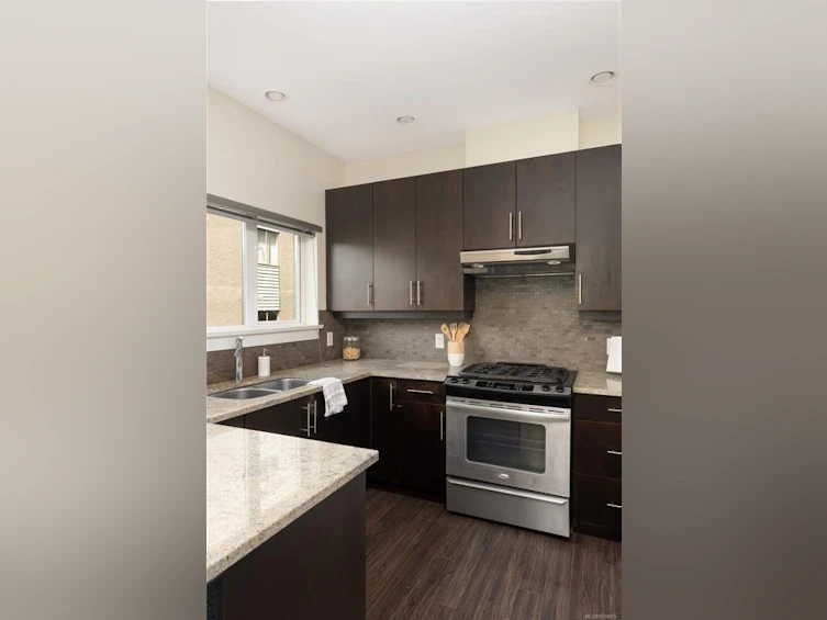 2-1234 Johnson Street, Victoria, BC, V8V 3P1 - 14