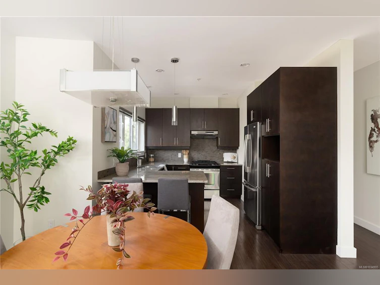 2-1234 Johnson Street, Victoria, BC, V8V 3P1 - 11