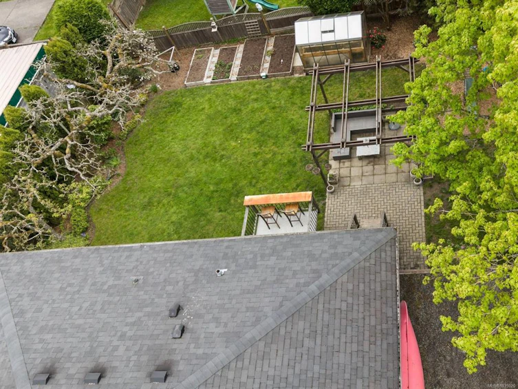 1233 Roy Road, Saanich, BC, V8Z 2X8 - 41