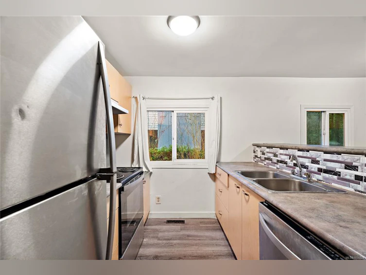 119-2500 Florence Lake Road, Langford, BC, V9B 4H2 - 9
