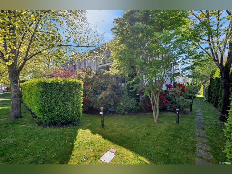 205-3160 Albina Street, Saanich, BC, V9A 1Z5 - 27