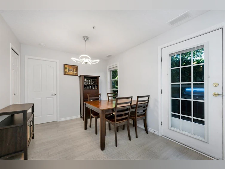 205-3160 Albina Street, Saanich, BC, V9A 1Z5 - 11