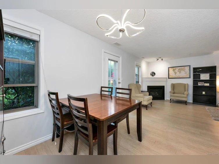 205-3160 Albina Street, Saanich, BC, V9A 1Z5 - 12