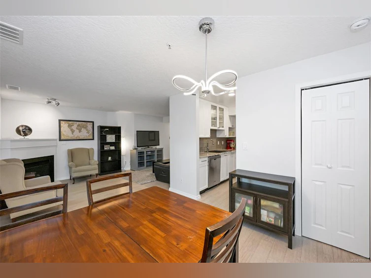 205-3160 Albina Street, Saanich, BC, V9A 1Z5 - 13