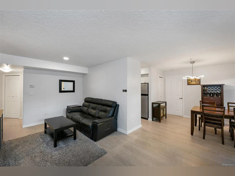 205-3160 Albina Street, Saanich, BC, V9A 1Z5 - 14