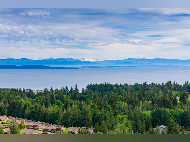 1307 Woodland Drive, French Creek, BC, V9P 1Z2 - 23