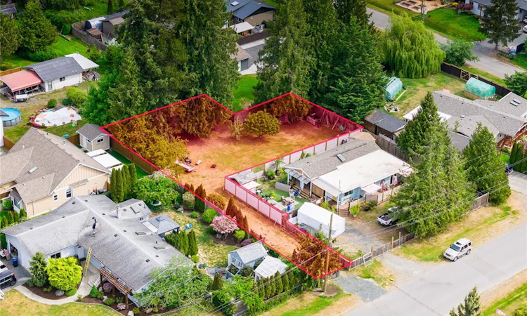 1307 Woodland Drive