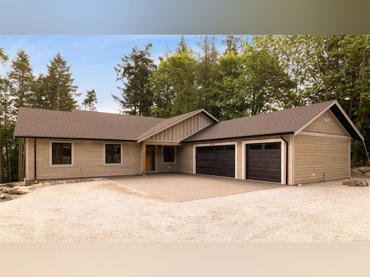 3325 Telegraph Road, Mill Bay, BC, V9Z 0G4