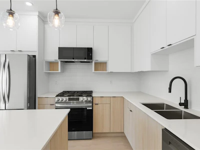 317-2629 Millstream Road - 4