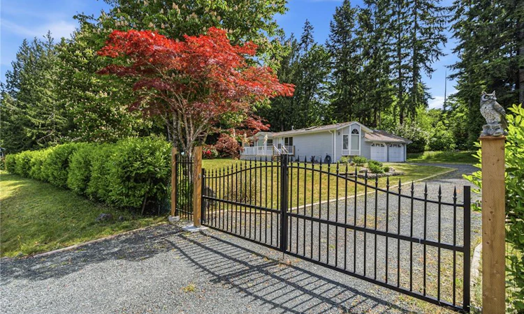 4600 E Thompson Clarke Drive