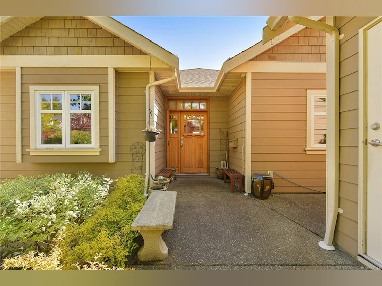 523 Caselton Place, Saanich, BC, V8Z 7Y5