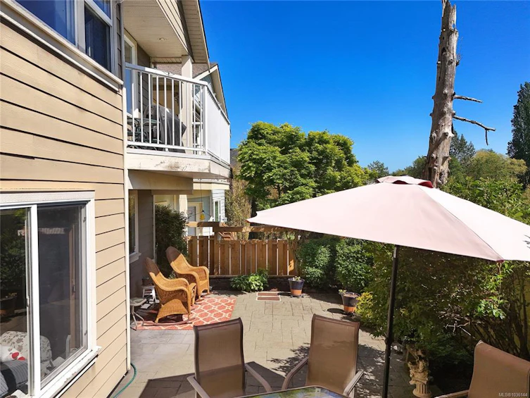 523 Caselton Place, Saanich, BC, V8Z 7Y5 - 38