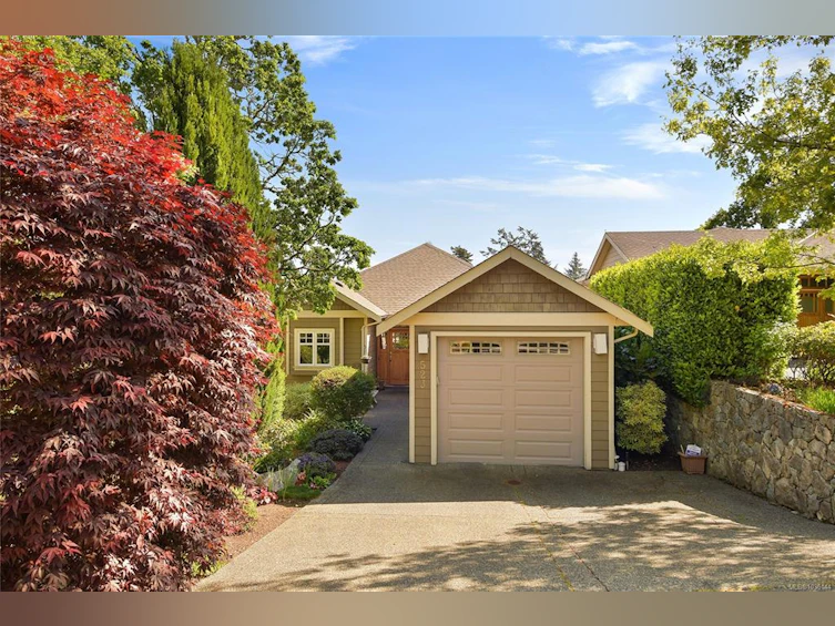523 Caselton Place, Saanich, BC, V8Z 7Y5 - 67