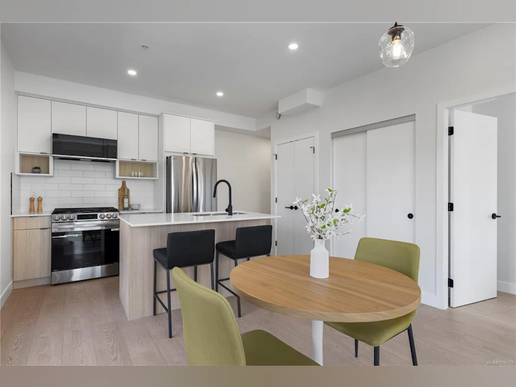 429-2629 Millstream Road, Langford, BC, V9B 3R8 - 3