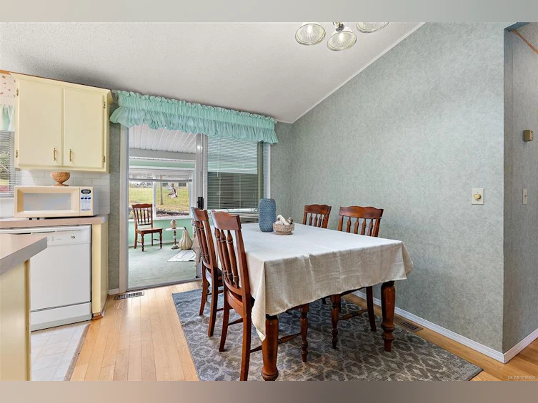 1085 Waterman Road, Mill Bay, BC, V8H 1A6 - 9