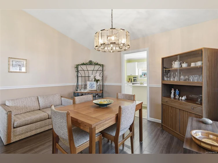 704 Ermineskin Avenue, Parksville, BC, V9P 2L4 - 3