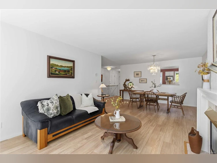 81-14 Erskine Lane, View Royal, BC, V8Z 7S7 - 11