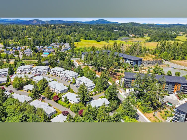 81-14 Erskine Lane, View Royal, BC, V8Z 7S7 - 49