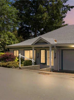 81 14 Erskine Lane