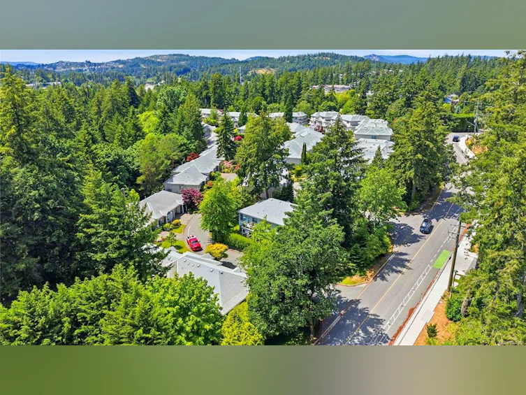 81-14 Erskine Lane, View Royal, BC, V8Z 7S7 - 48