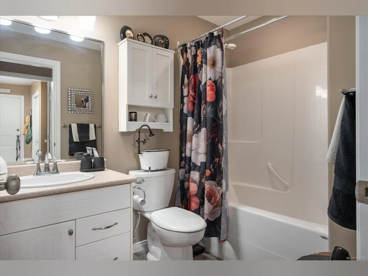 3319 Cook Street, Chemainus, BC, V0R 1K2 - 28