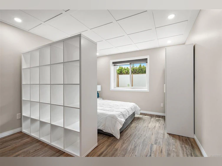 1645 San Juan Avenue, Saanich, BC, V8N 5G2 - 27