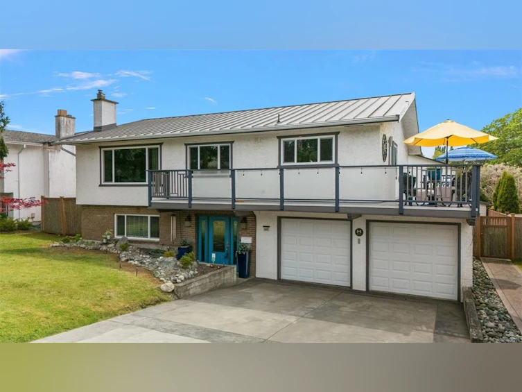1645 San Juan Avenue, Saanich, BC, V8N 5G2 - 6