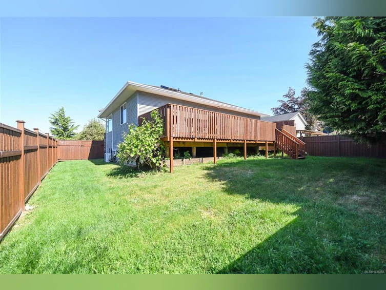 2133 Perth Place, Courtenay, BC, V9N 1K2 - 3