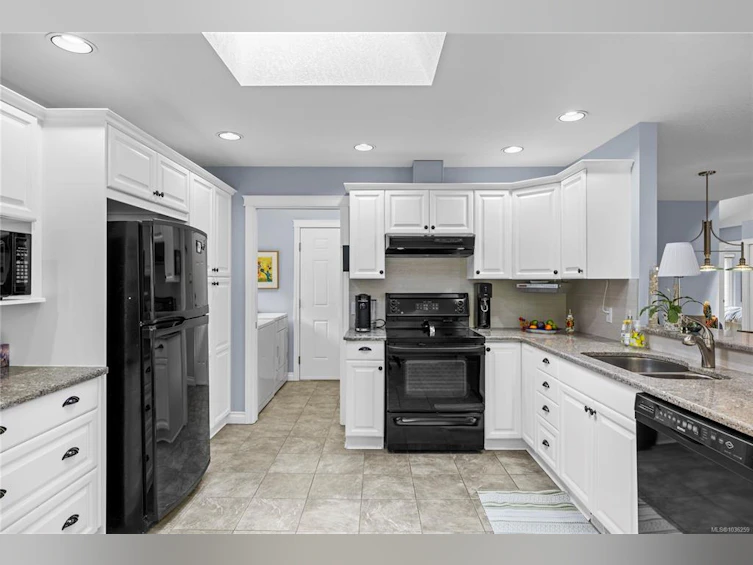 2462 Andover Road, Nanoose, BC, V9P 9K5 - 3
