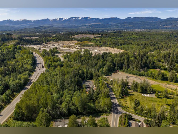 3550 Cumberland Road, Cumberland, BC, V0R 1S0 - 41