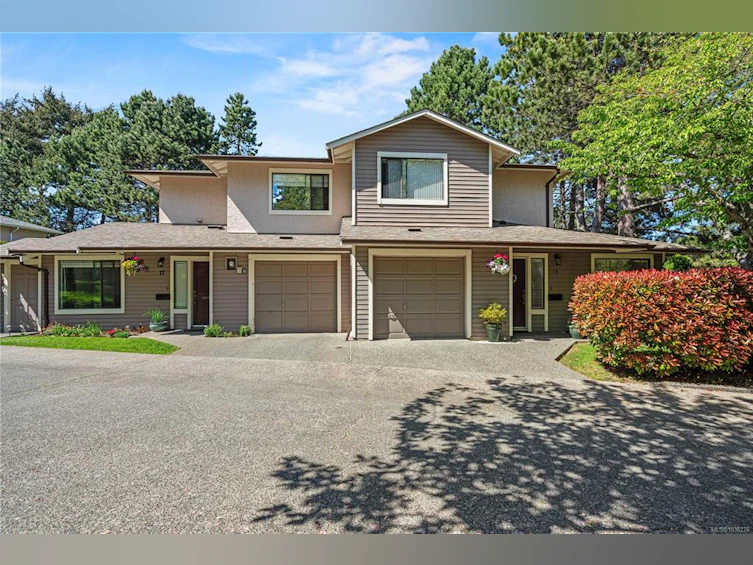 18-1309 Mckenzie Avenue, Saanich, BC, V8P 2M1
