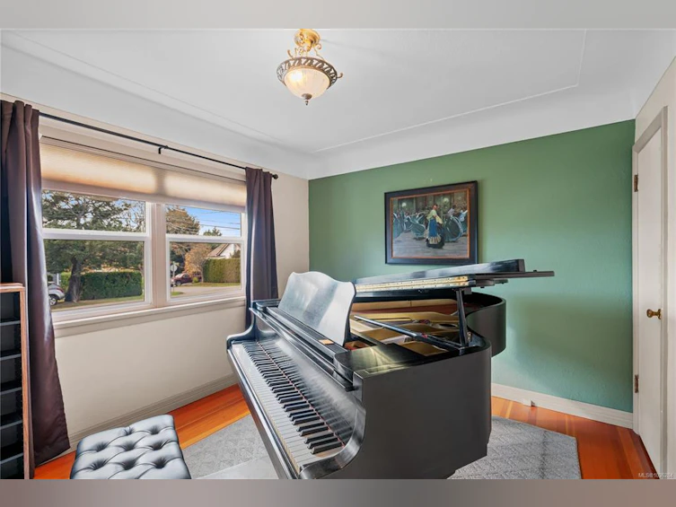 4029 Carey Road, Saanich, BC, V8Z 4E7 - 17