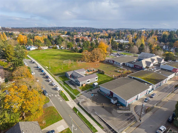4029 Carey Road, Saanich, BC, V8Z 4E7 - 67