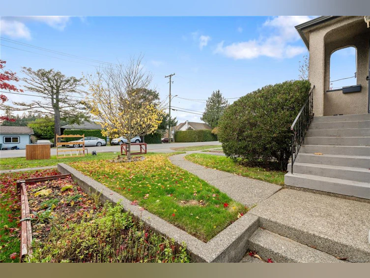 4029 Carey Road, Saanich, BC, V8Z 4E7 - 53