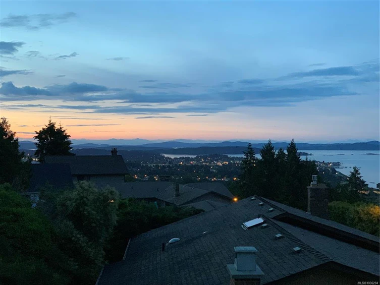 8750 Pender Park Drive, North Saanich, BC, V8L 3Z5 - 42
