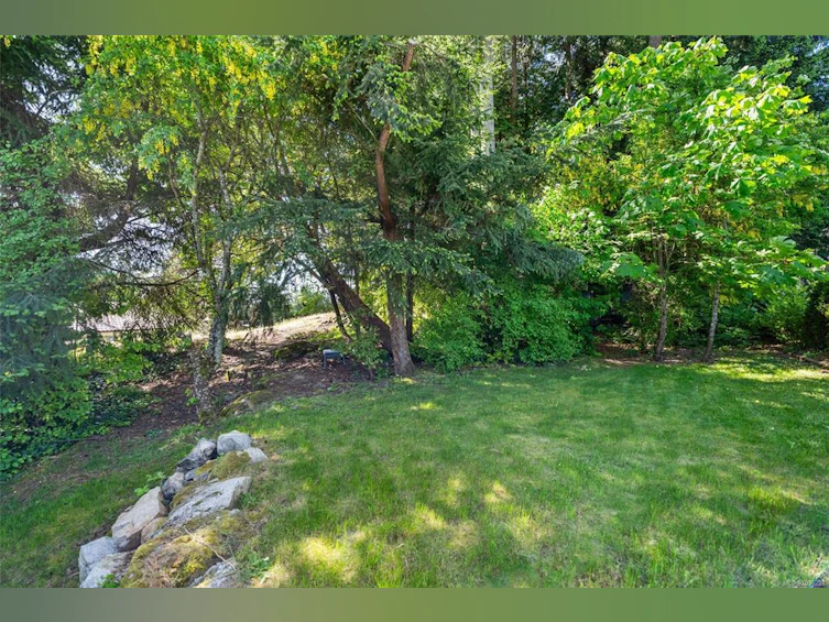 8750 Pender Park Drive, North Saanich, BC, V8L 3Z5 - 34