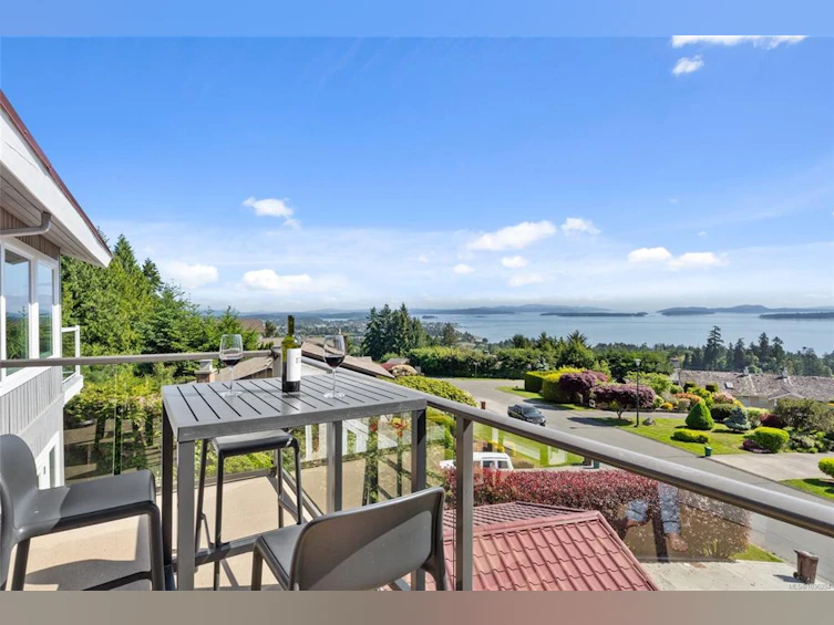 8750 Pender Park Drive, North Saanich, BC, V8L 3Z5 - 14