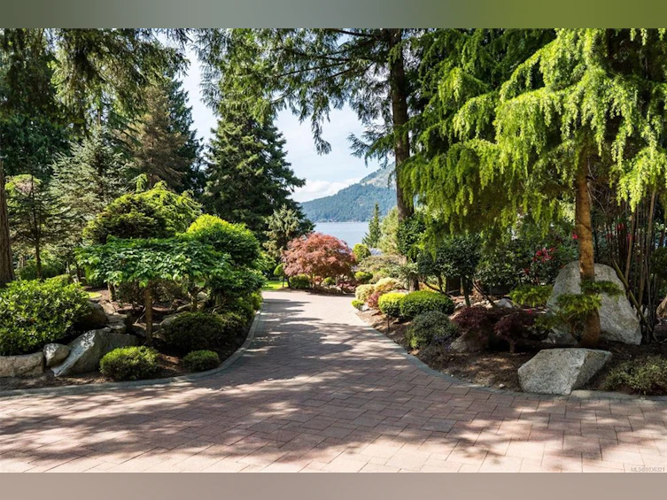 960 Lands End End, North Saanich, BC, V8L 5L3 - 9