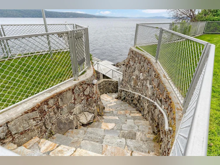 960 Lands End End, North Saanich, BC, V8L 5L3 - 73