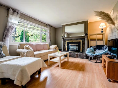 4120 Quadra Street - 2